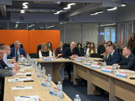 В Тольяттинском госуниверситете стартовал форум «Система менеджмента качества: тенденции, проблемы», приуроченный к 30-летию премии Правительства РФ в области качества